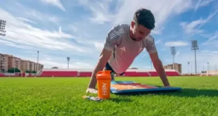 Welche Nahrungsergänzungsmittel sollte ein Fußballspieler einnehmen?