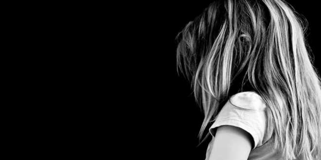 Traurigkeit aufgrund von Depressionen Traurigkeit aufgrund von Depressionen