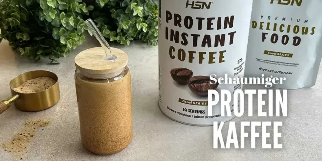 Schaumiger Protein-Kaffee