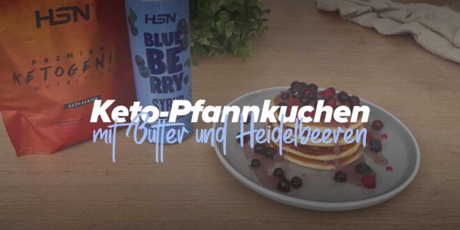 Keto Cakes mit Butter und Heidelbeeren