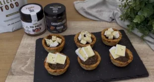 Knusprige Keto-Häppchen mit Mandeln und Käse