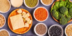 Tabelle mit proteinreichen Lebensmitteln