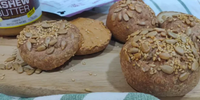 Einfaches Keto-Samenbrot Einfaches Keto-Samenbrot