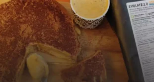 Haferflocken-Pfannkuchen mit Kaffeecreme