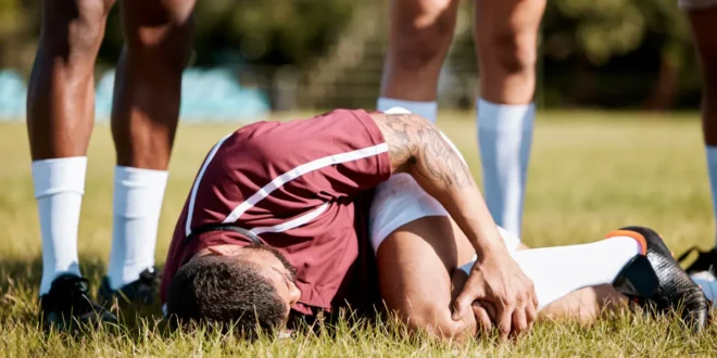 Was ist die Unhappy Triad im Fußball und wie erholst du dich davon? Was ist die Unhappy Triad im Fußball und wie erholst du dich davon?