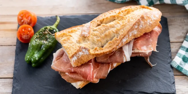 Serranito mit Schweinerücken und Serrano-Schinken