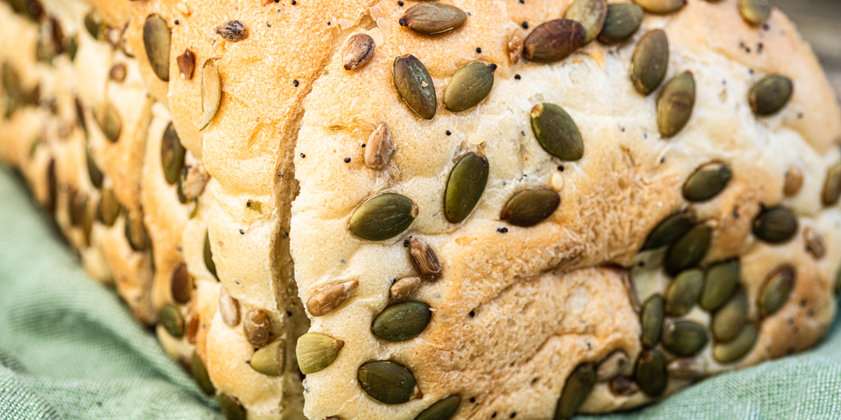 Schnelles Vollkorn-Erbsenbrot für Sportler Schnelles Vollkorn-Erbsenbrot für Sportler
