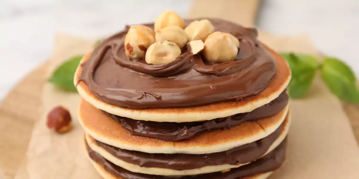 Pancakes mit zartschmelzendem Kern Pancakes mit zartschmelzendem Kern